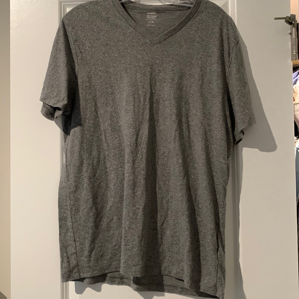Mens large grey old navy soft washed v neck shirt